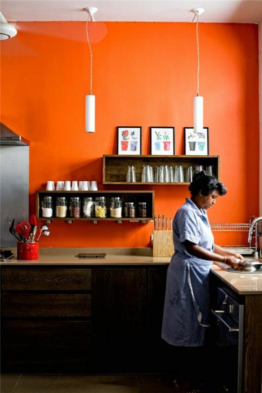 idées peinture murs cuisine orange étagères ouvertes