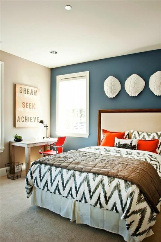 żywe pomysły sypialnia niebieski akcent dekoracja ścienna lekka wykładzina dywanowa