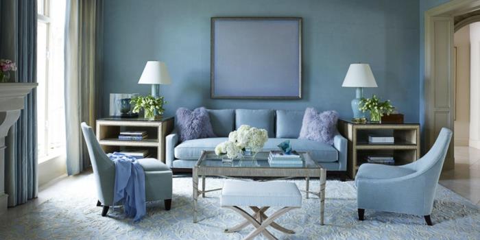 idées de salon salon nuances de bleu doux accents violets fleurs