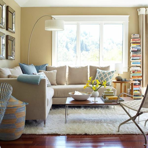 Umebluj mieszkanie wygodnie miękkimi poduszkami do rzucania dywanami