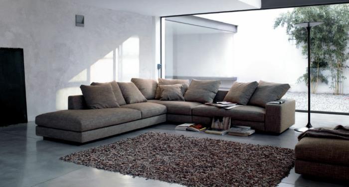 canapé de salon couleur beige carreaux de sol design coussins
