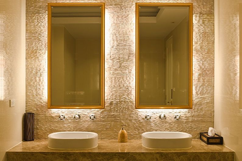 Arten von Badezimmerspiegeln - beleuchteter Spiegel