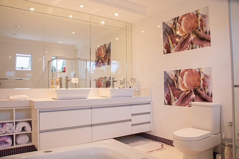 Badezimmerspiegel - Foto
