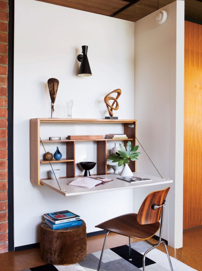 Ein Arbeitsbereich mit klappbarer Tischplatte passt perfekt in Ihr Design